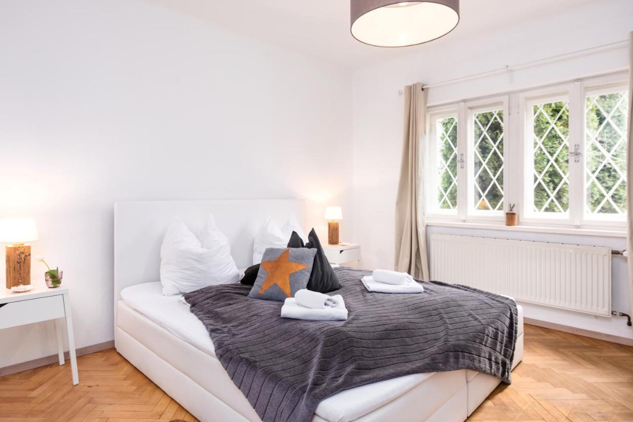 Villa Townhouse Riva, Prime Location In The City Of Salzburg, 1000m2 Backyard