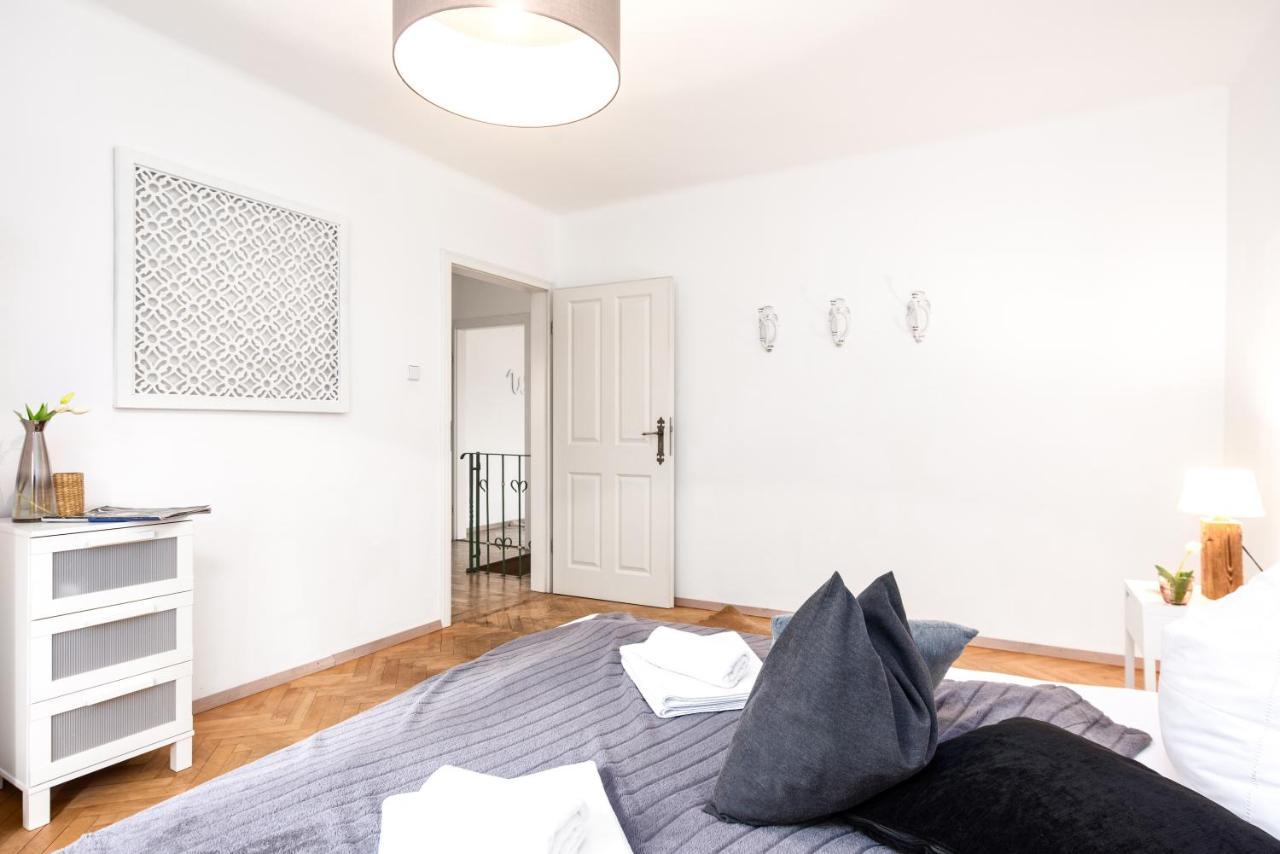 Townhouse Riva, Prime Location In The City Of Salzburg, 1000m2 Backyard Villa Salzburg